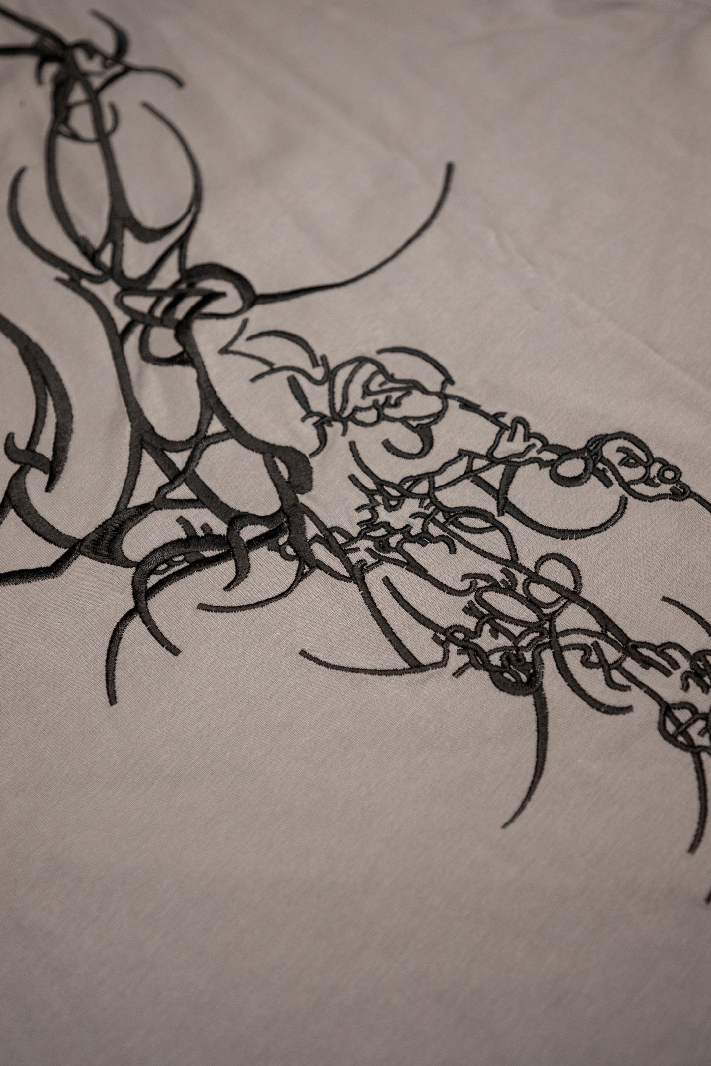 Overstitched tee grey