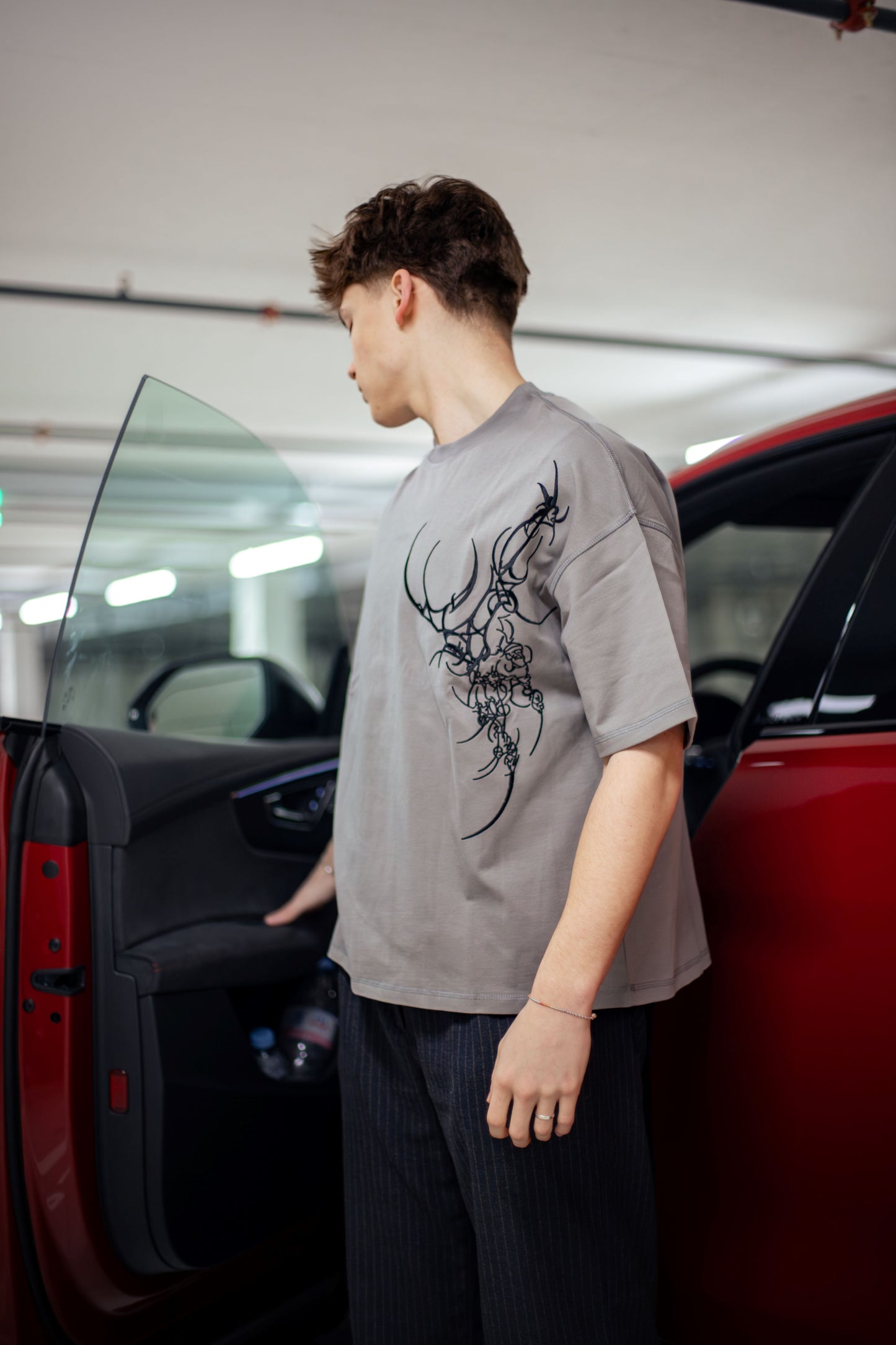 Overstitched tee black