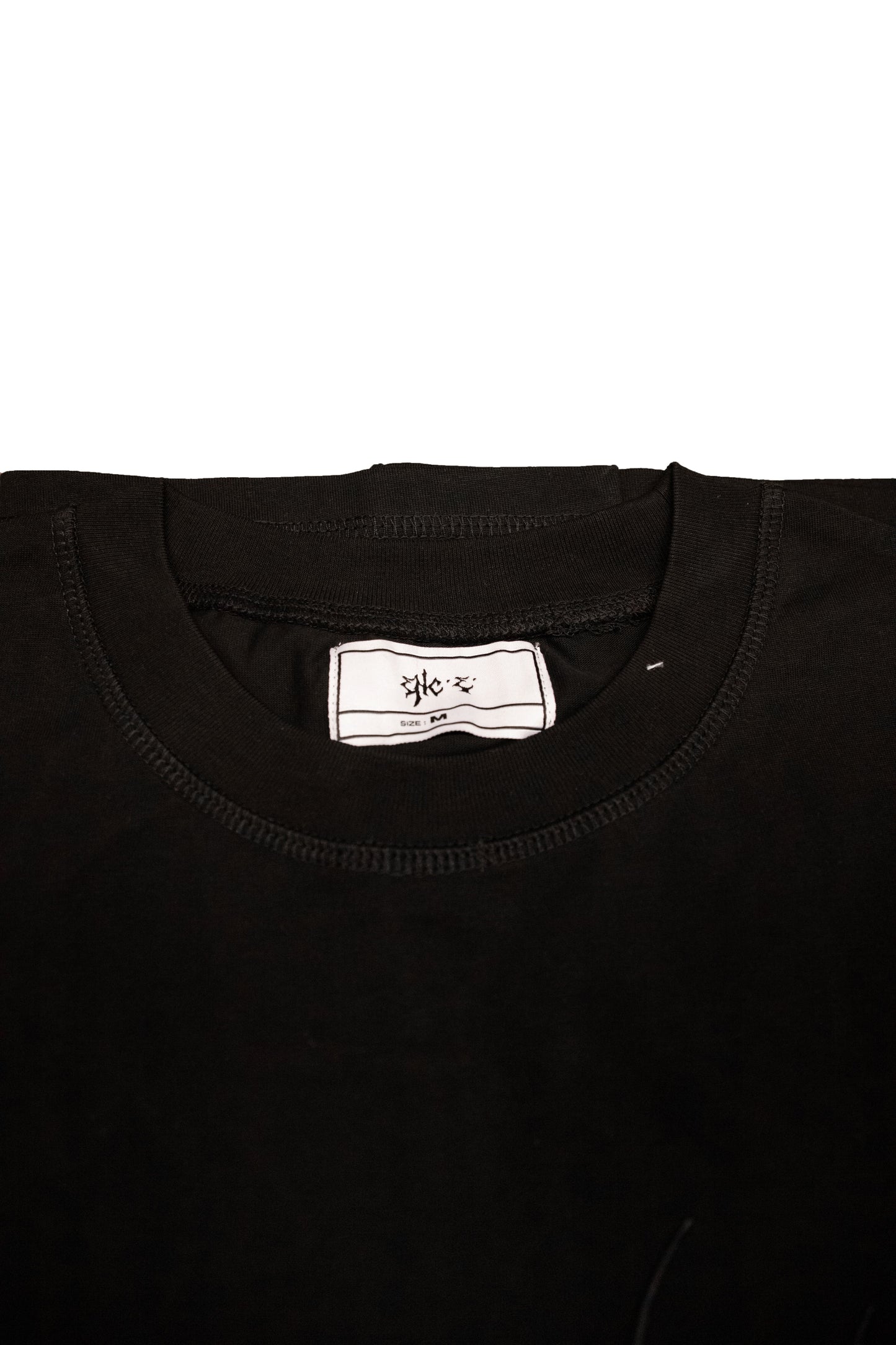 Overstitched tee black